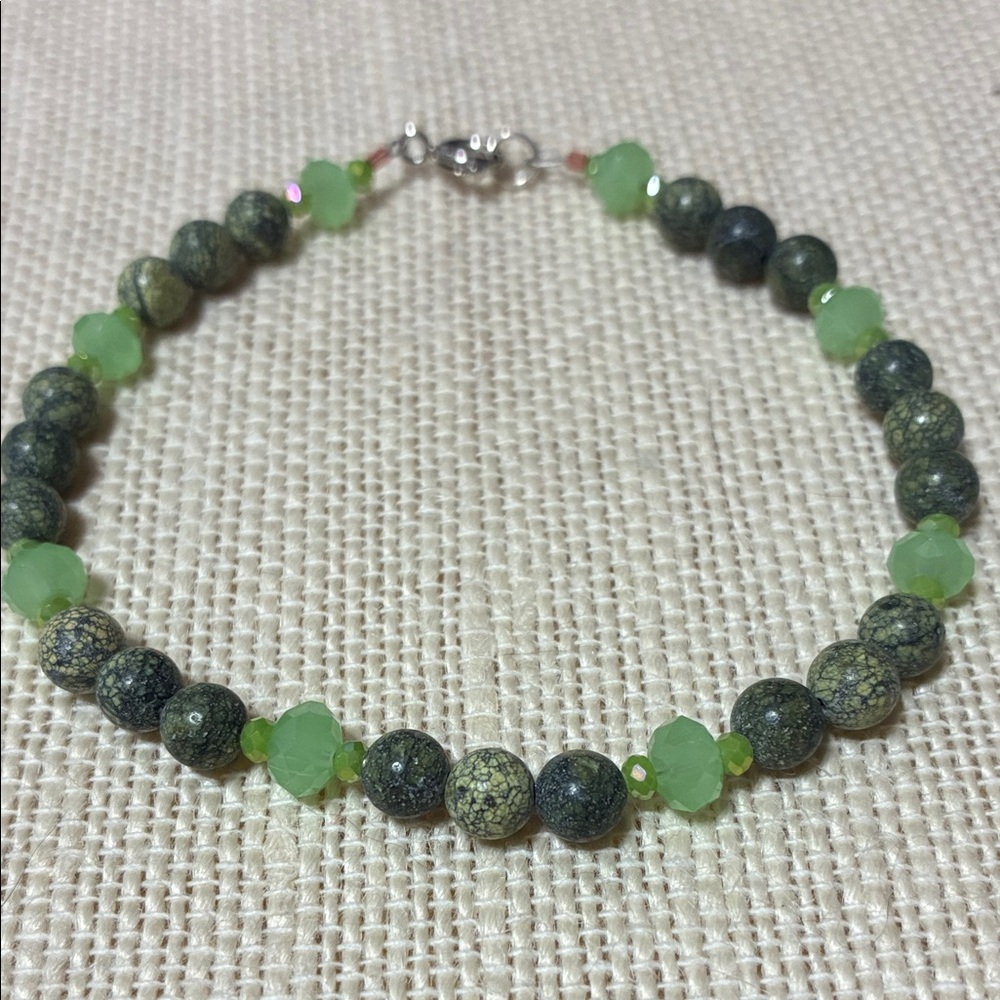 Hand crafted Russian serpentine and green chalcedony Gemstone Beaded Bracelet